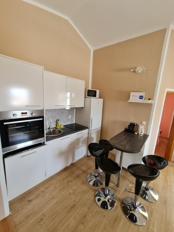 Apartman ˝Abaza˝ Вир Екстериор снимка