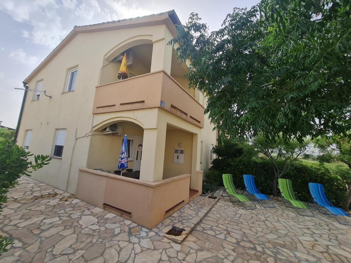 Apartman ˝Abaza˝ Вир Екстериор снимка